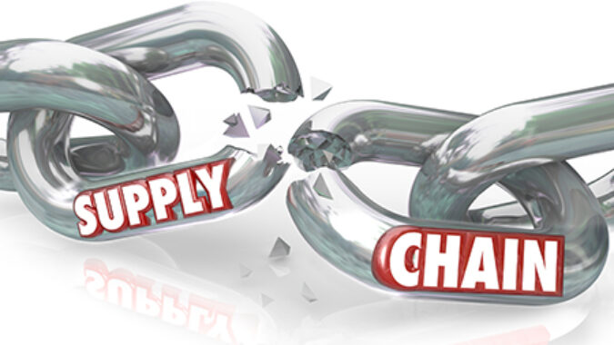 broken chain with the words supply chain